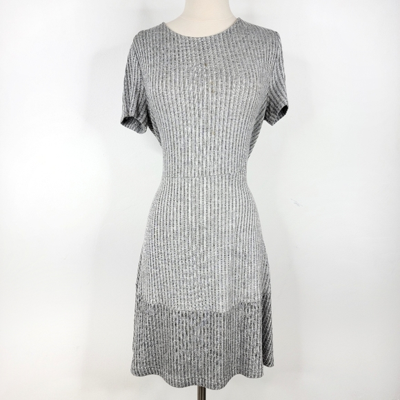 GAP Gray Flattering Dress - Picture 3 of 4